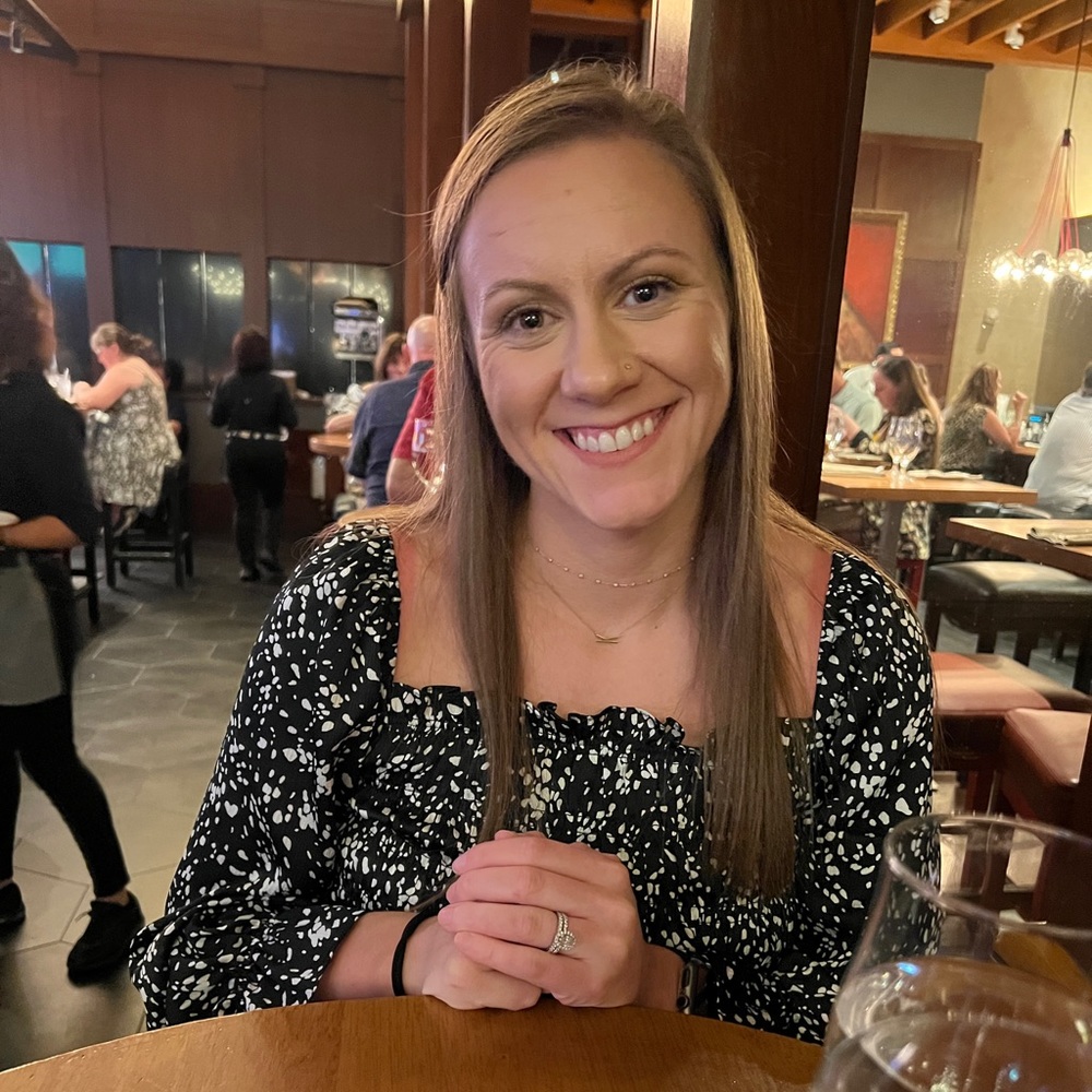 Meet your Posher, Courtney